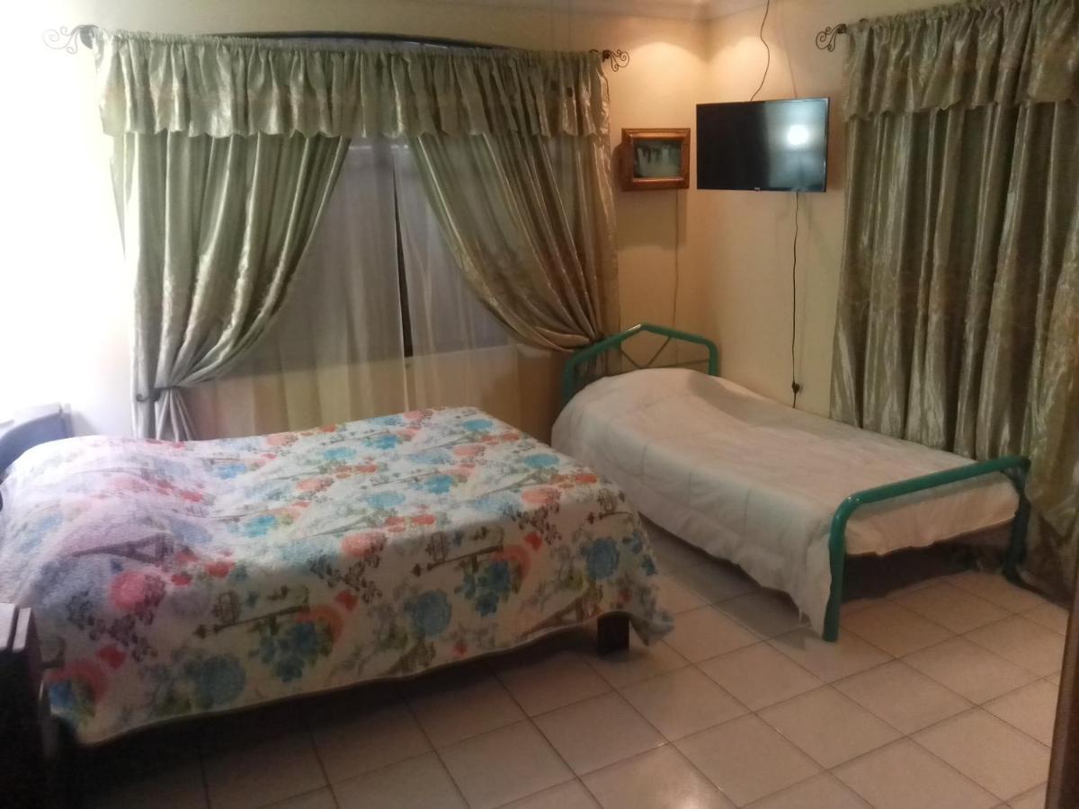 Alexander B&B Alajuela Kültér fotó
