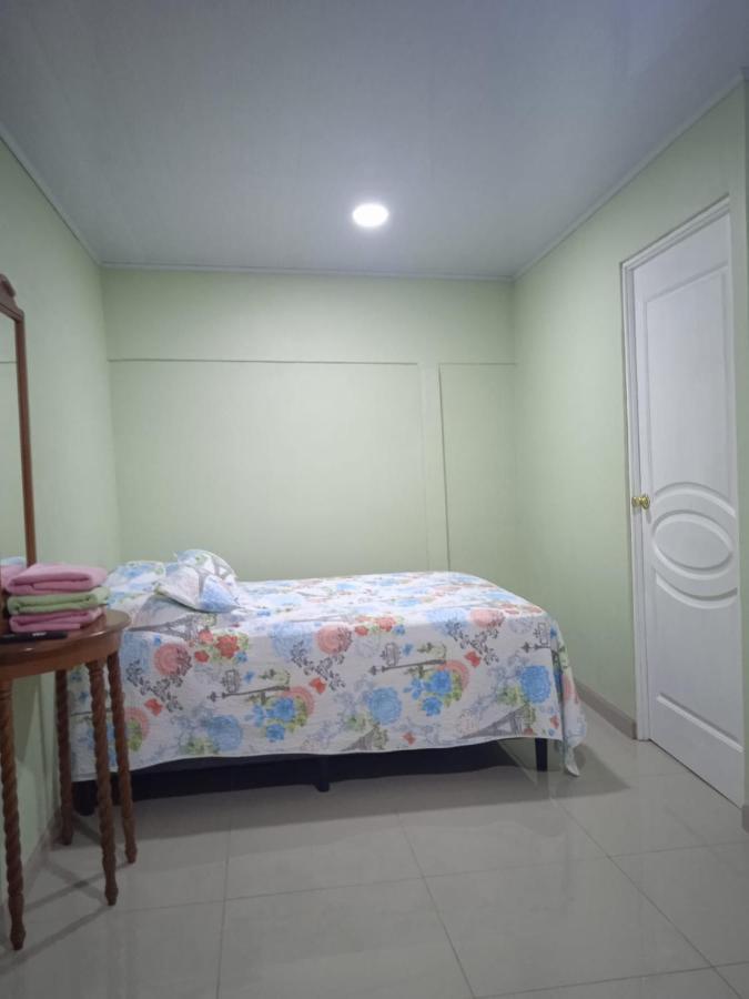Alexander B&B Alajuela Kültér fotó